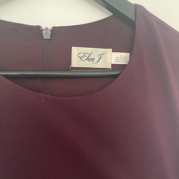 Colour Block Sleeveless Eliza J Dress - Picture 2 of 3